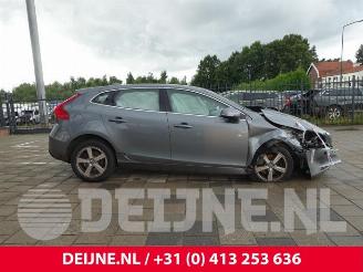 Volvo V-40 V40 (MV), Hatchback 5-drs, 2012 / 2019 2.0 T2 16V picture 8