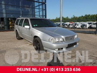 Purkuautot passenger cars Volvo V-70 V70 (GW/LW/LZ), Combi, 1997 / 2002 2.4 20V 140 2000/1