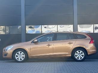 Volvo V-60 1.6 D2 Navi Clima PDC picture 6