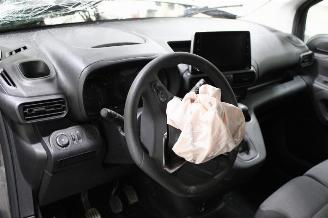 Opel Combo  picture 10