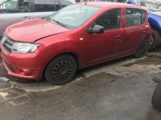 Sloopauto Dacia Sandero BENZINE - 55KW - 1149CC 2014/7