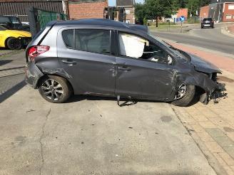 Auto da rottamare Hyundai I-20 1400CC - 73KW  - BENZINE  - 5VIT 2014/1