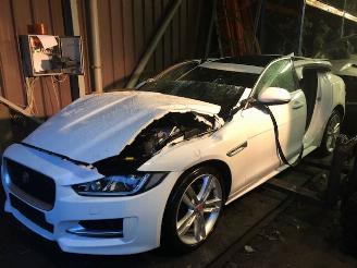Vrakbiler auto Jaguar XE  2015/1