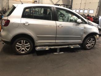 Vrakbiler auto Volkswagen Golf plus DIESEL - 1900CC - 2008/1