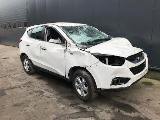 Purkuautot passenger cars Hyundai Ix35 (LM) SUV 2010 / 2015 1.6 GDI 16V SUV  Benzine 1.591cc 99kW (135pk) FWD 2010-11/2015-09 2013/3