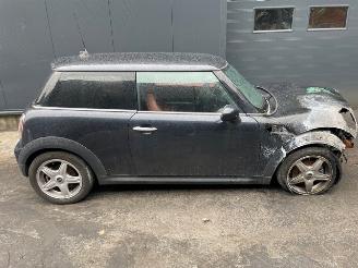 Dezmembrări autoturisme Mini Mini (R56) Hatchback 2006 / 2013 1.6 Cooper D 16V Hatchback  Diesel 1.560cc 80kW 2008/1