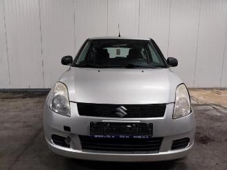 Salvage car Suzuki Swift Swift (ZA/ZC/ZD1/2/3/9), Hatchback, 2005 / 2015 1.3 VVT 16V 2007/1
