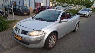 Autoverwertung Renault Mégane CC 2005 1.6 16v K4M Zilver TED69 onderdelen 2005/11