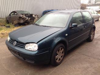 Autoverwertung Volkswagen Golf  2003/1