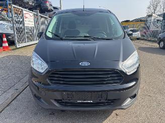 Ford Transit Courier Van  picture 3