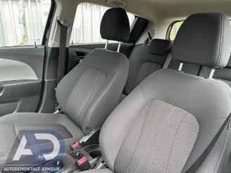 Chevrolet Aveo Aveo (300), Hatchback, 2006 / 2015 1.2 16V picture 8