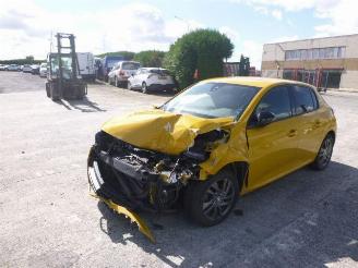 Peugeot 208 1.2 picture 3