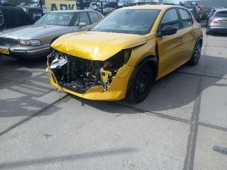 uszkodzony samochody osobowe Peugeot e-208 Peugeot e-208 EV Active 50 kWh zie video !! 2022/11