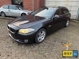 Sloopauto BMW 5-serie F11 1 520D N47  sophisto-grau Brillanteffekt metallic 2012/1