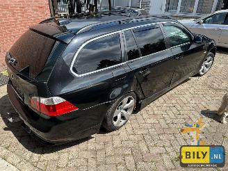 BMW 5-serie E60 525D M57N black-sapphire metallic (475) picture 3