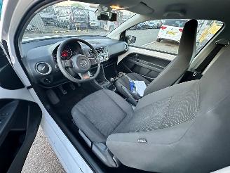 Volkswagen Up! 1.0 picture 6